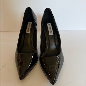 Steve Madden Black Patent Pointed-Toe Heels